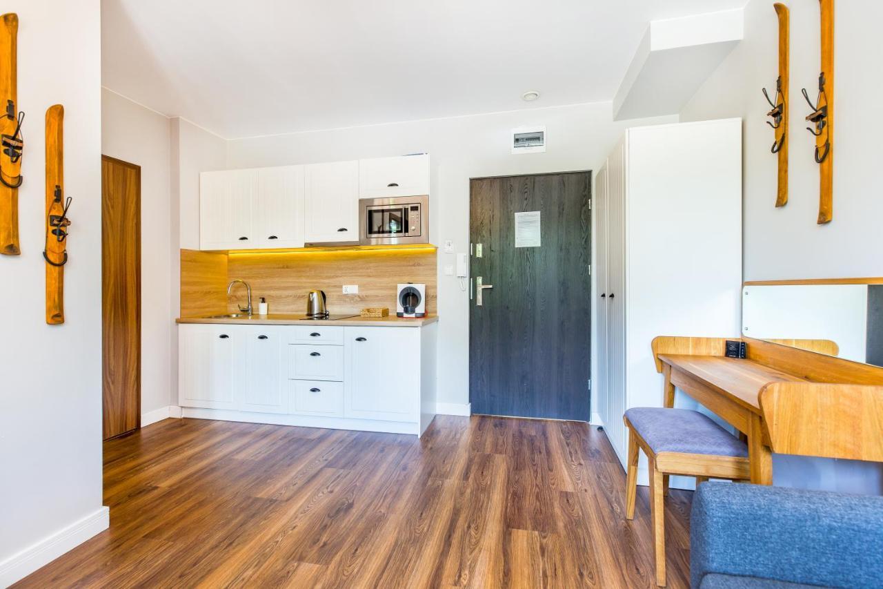 בוקוווינה טטז'אנסקה Palac Tatrzanski Apartamenty מראה חיצוני תמונה